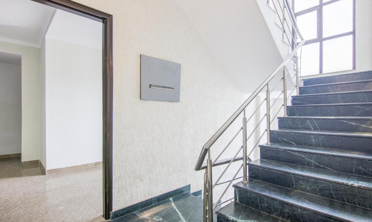 Treebo Swastika Premium Hotel Noida Exterior photo